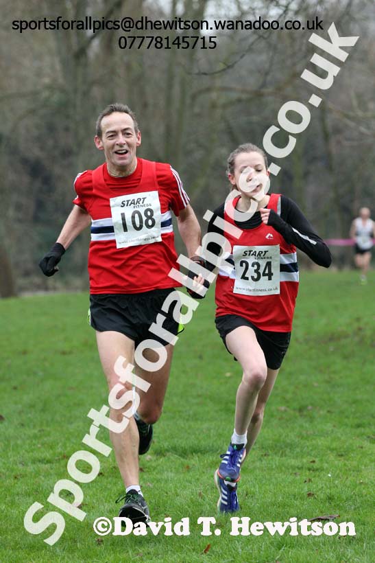 Morpeth Harriers 11k Road Race. Photo: David T. Hewitson/Sports for All Pics